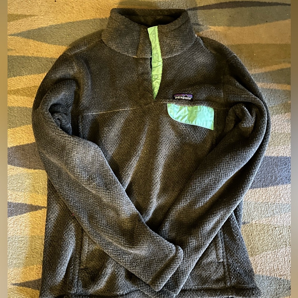 Patagonia fuzzy half button up.